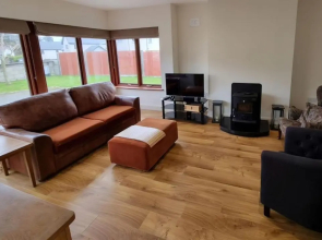 4 Bedroom Holiday Home in Union Hall, West Cork