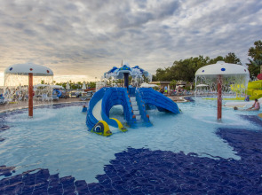 Eftalia Marin Resort Hotel