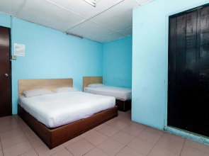 Gold Star Hotel