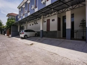Artha Ambarukmo Exclusive by OYO Rooms