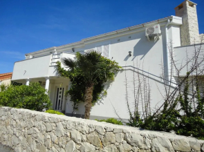 Mirakul Apartments