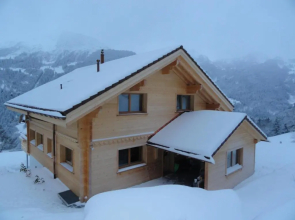 Chalet Canadian Corner