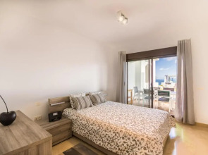 2149-Amazing groundfloor 3 bedrooms on golf, pools