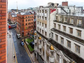 Spacious 2 Bed Apartment in Central Manchester