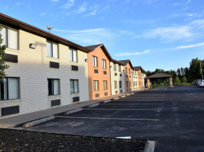 Quality Inn & Suites Metropolis I-24