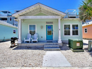 Tropical Wave 3 Bedroom Townhouse by Redawning
