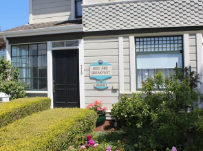 Nantucket Whale Inn