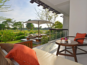 Summit Windmill Golf Suite Hotel @Suvarnabhumi