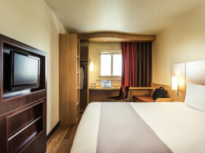 Отель Ibis Paris Montmartre Sacré-Coeur