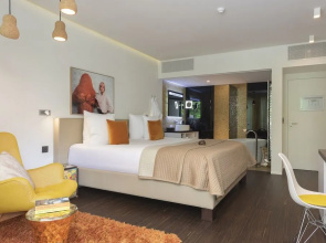 Lithium Bed Zen & Breakfast