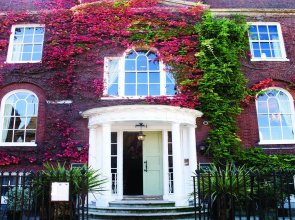 Hotel du Van in Poole
