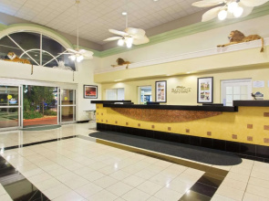 Baymont by Wyndham Tampa Near Busch Gardens