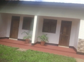 Tarn Hut Resort