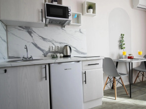 Апартаменты Максимум, пр-т. Дзержинского, д. 240