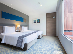 Holiday Inn Express Bangkok Sathorn by IHG