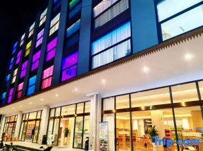 Good Beer Gas Hot Spring Hotel(Xishuangbanna Jinghong Gasa Airport High-speed Railway Station Store)