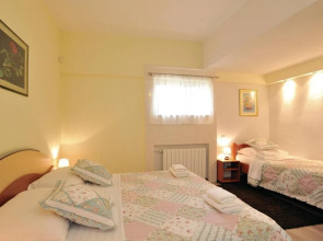 Amazing Home in Razanj With Sauna, Wifi and 6 Bedrooms