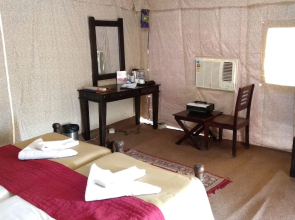Praveg White Rann Resort Rann Utsav Dhordo