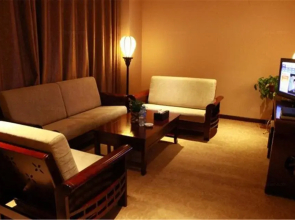 Zhang Ye Post and Telecommunications Hotel