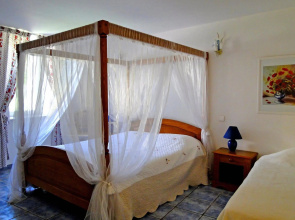 Hôtel la Bastide des Monges
