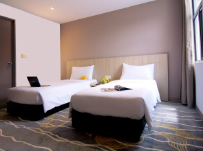 Pacific Express Hotel Chinatown