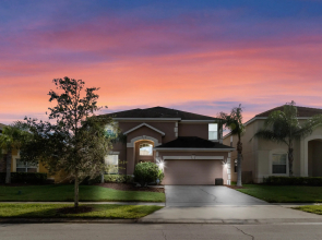 6 Bedrooms - 4 Bathrooms - Veranda Palms 4457 Np