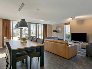Villa Mastlo 2x 10 persons Ouddorp large garden, 1500 meters to the dunes and beach - ONLY VILLA B HAS A JACUZZI, EXTRA COSTS APPLICABLE - not for companies