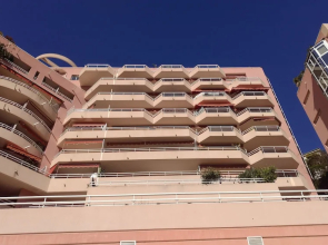 Monaco Pool Seaview Apartments