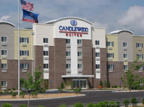 Candlewood Suites Louisville North by IHG