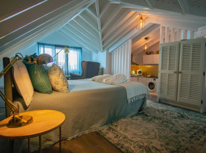 My Bed in Pico