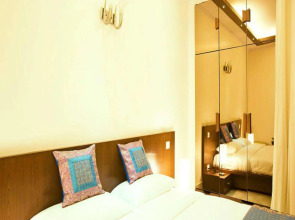 Evergreen Suites Defence Colony