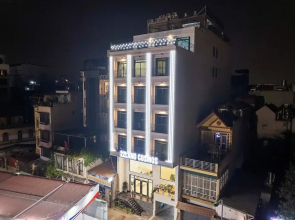 Cosmos Hotel Apartment