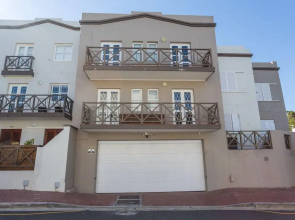 211 De Waterkant Piazza