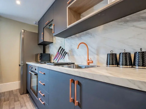 Host Stay Shaw Street Suite