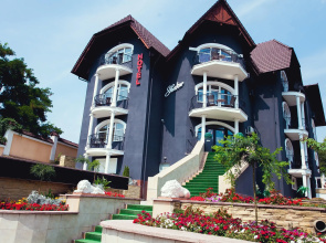 Shadow Boutique Hotel