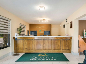 Quality Inn & Suites Mt Chalet