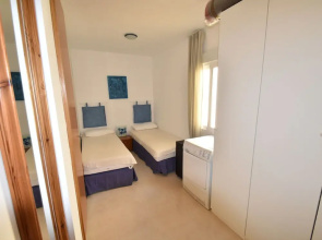 Magnificent Apartment, Beautiful View Towards the Mountains Shared Swimming Pool