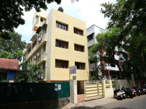 OYO 13771 Executive Residency