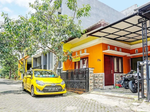 OYO Life 91931 Permata Brantas Syariah Homestay