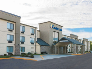Comfort Inn Metro Airport