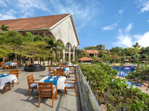 Radisson Blu Resort Goa Cavelossim Beach