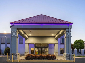 Baymont By Wyndham La Vergne