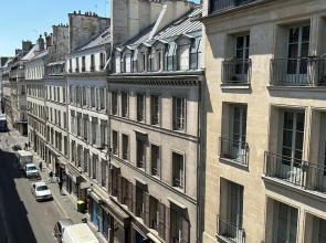1586 Hauteville