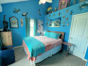 Blue Beacon 2 Bedroom Home by Redawning