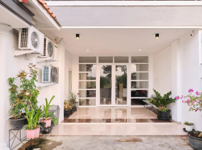 OYO 2314 Hapsari Homestay Syariah