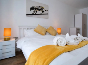 Onyx Luxury Stylish City Apartments