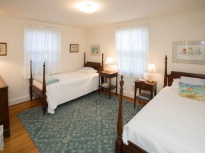 119 53rd Street Home 3 Bedrooms 2 Bathrooms Home