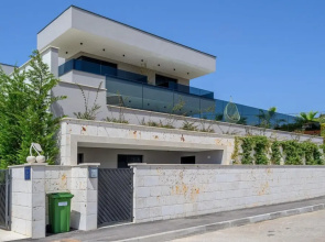 Villa Lucy Lemon CFH