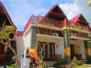 Ayu Laba Beach Villa and Resto