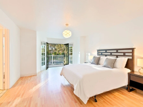 5BDRM Villa Via Mil Cumbres